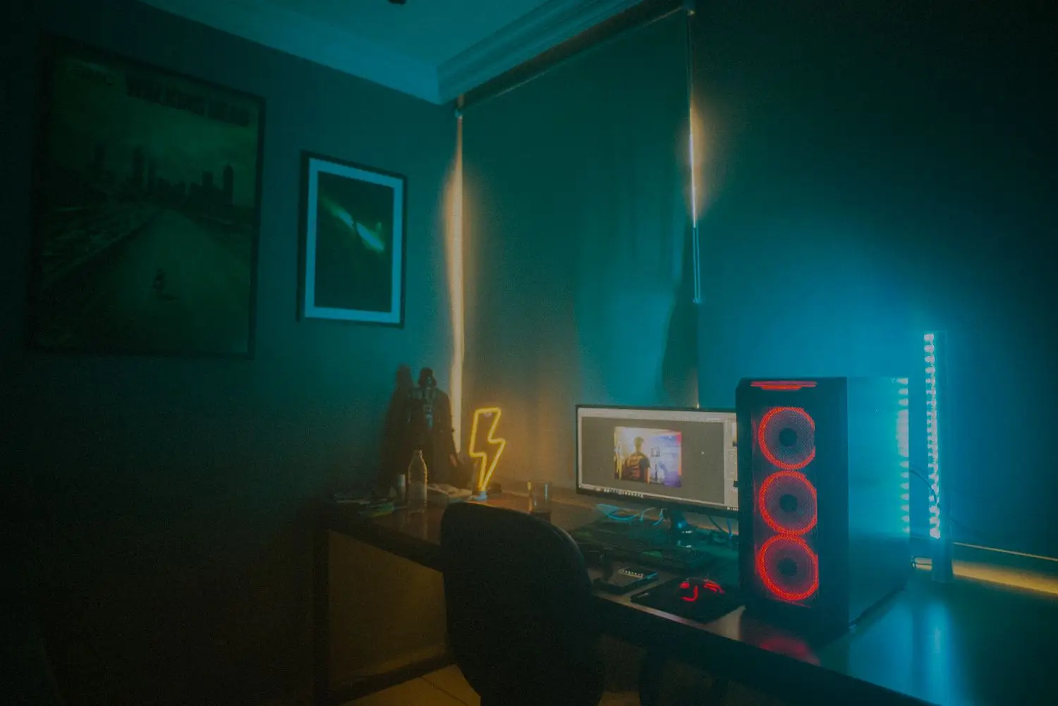 Streaming-Zimmer mit Beleuchtung